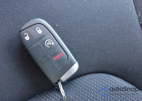 2015 Jeep Renegade Latitude из США, поврежденный, VIN ZACCJBBT8FPB26025